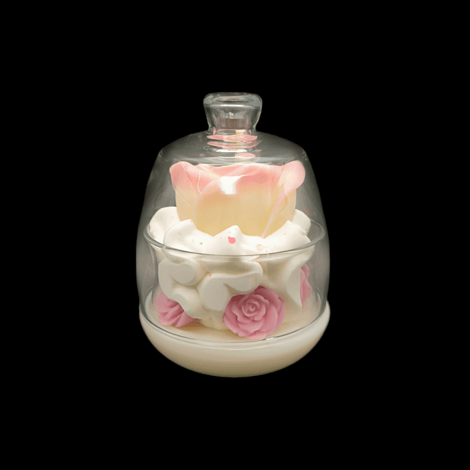 Bougie gourmande sous cloche parfum Rose ancienne